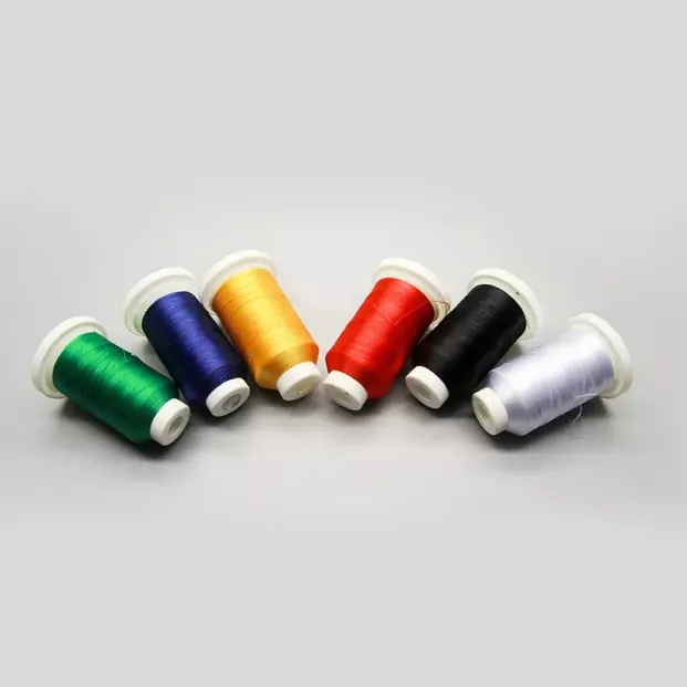 Fremragende kvalitet 100% polyester broderitråd 120D/2 1000m